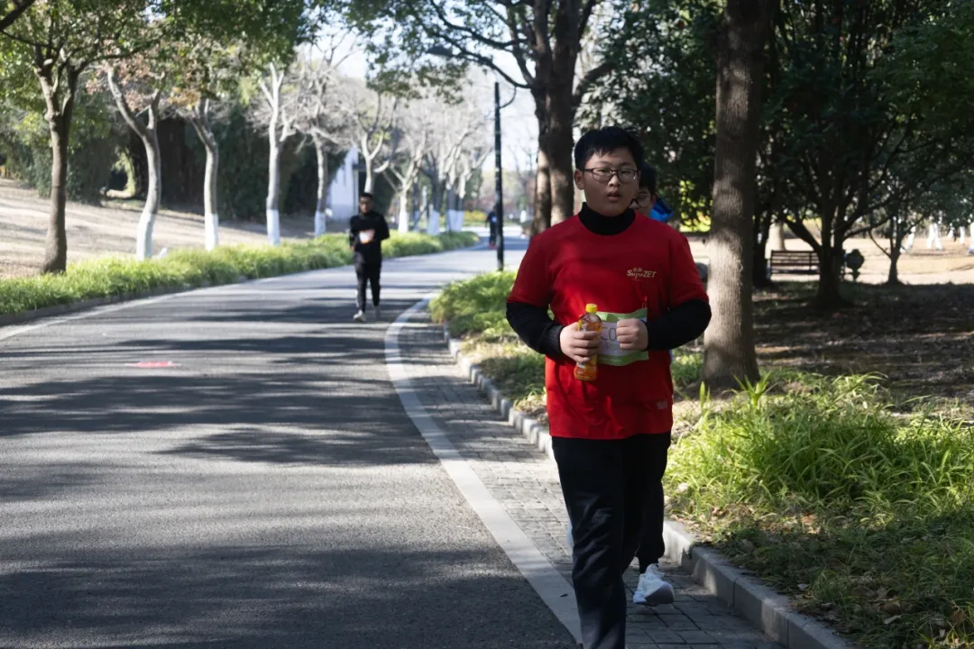 回望2024 启航2025 | 亚美AM8AG股份2025年度战略年会顺利召开